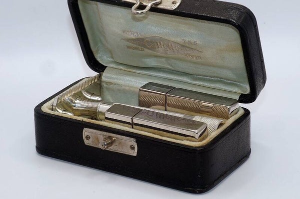 Engraved Gillette Single Ring