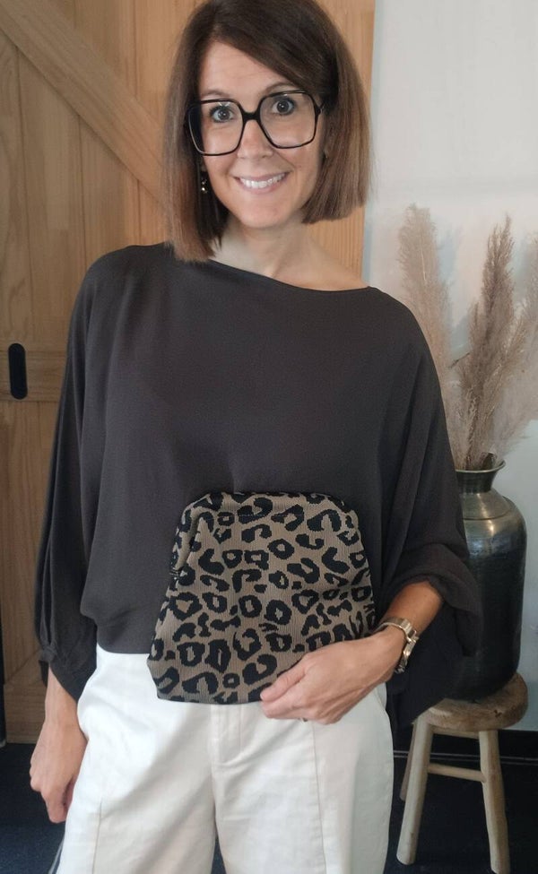 Crossbody bag leopard met gouden kettingriem