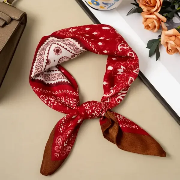 Polyestersjaal 70x70 zijde-effect paisleymotief