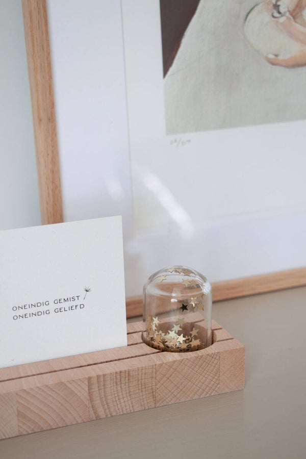 Roosmarijn Knijnenburg - Hold it + Embrace