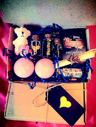 Essence Gift Box