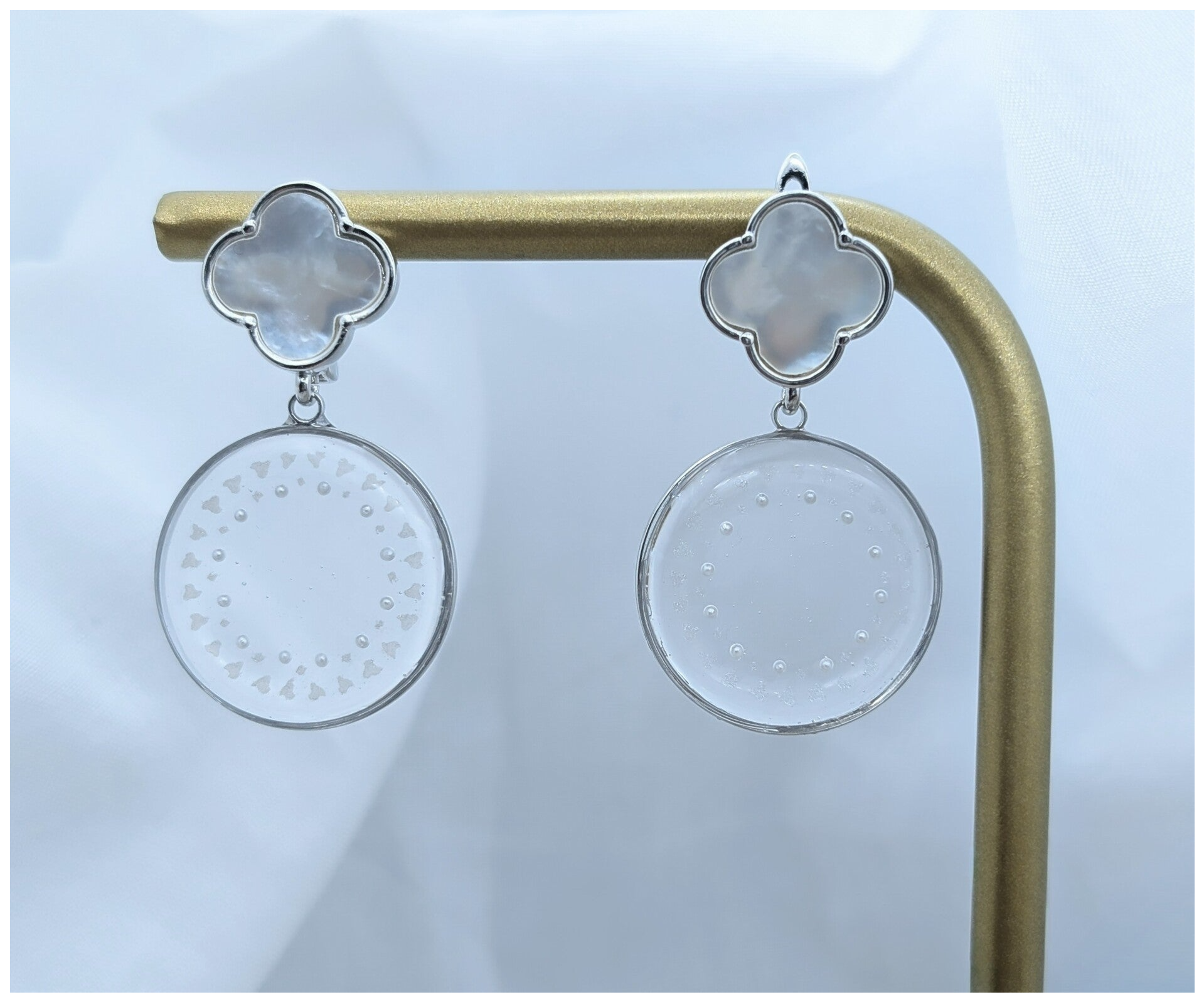 🔹"MaDame & M" - modèle à Cercle perlé transparent Argent