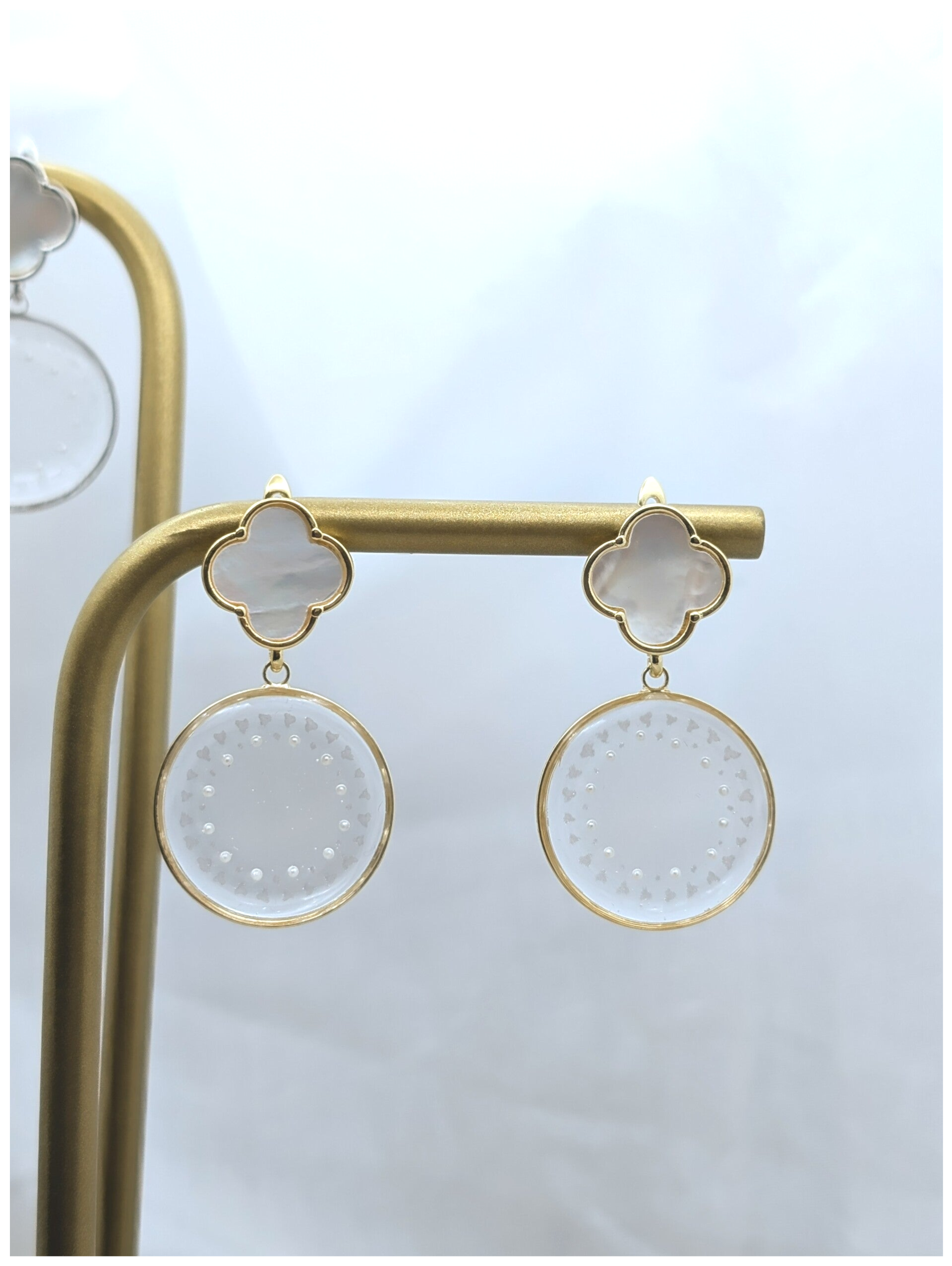 🔹"MaDame & M" - modèle à Cercle perlé transparent Or