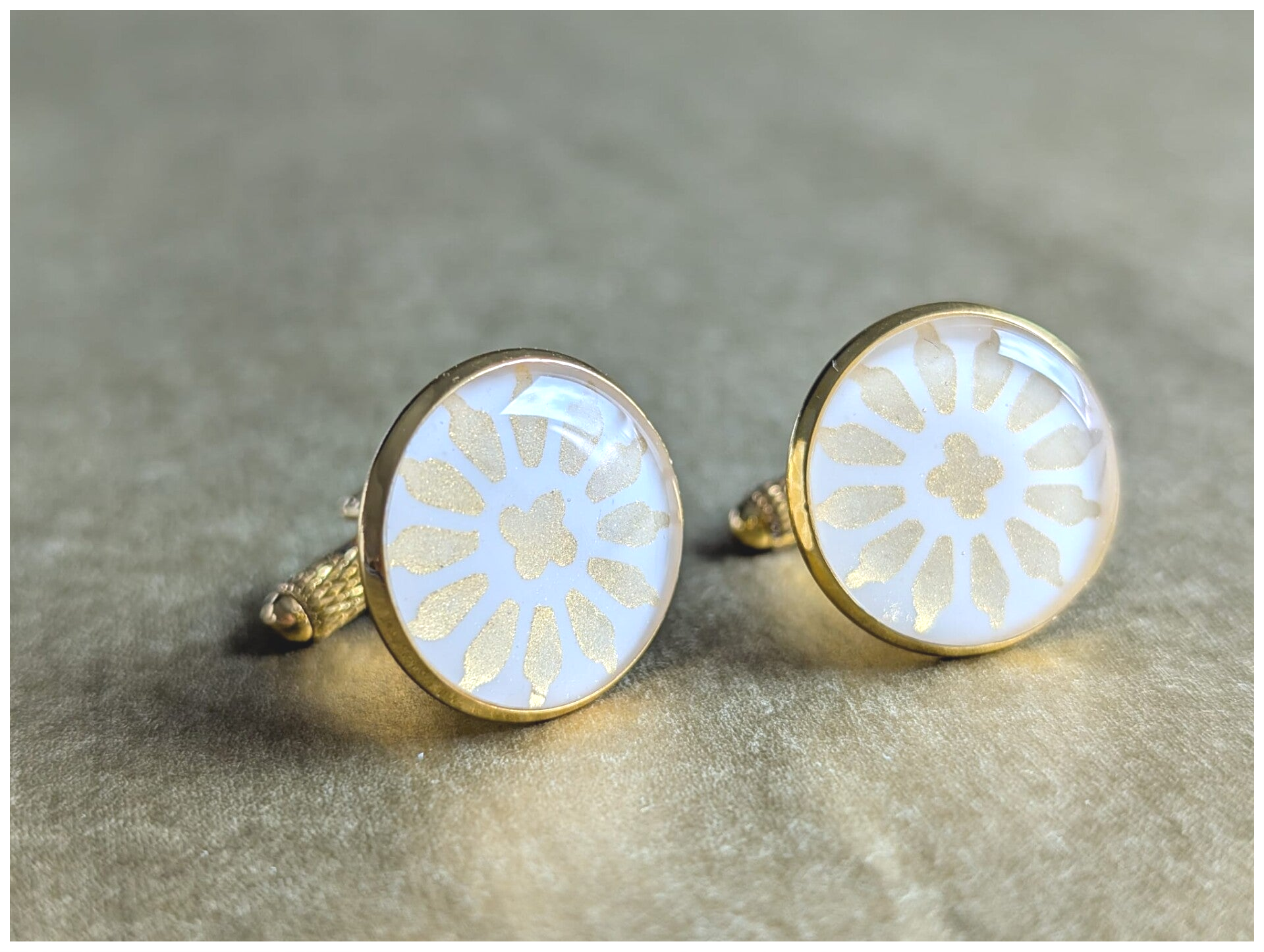 🔹"M. & MaDame" (Blanc & Or)