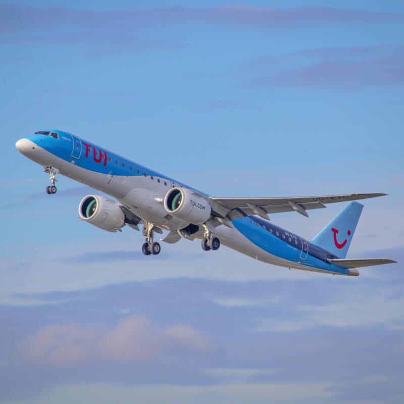 Embraer TUI fly Belgium