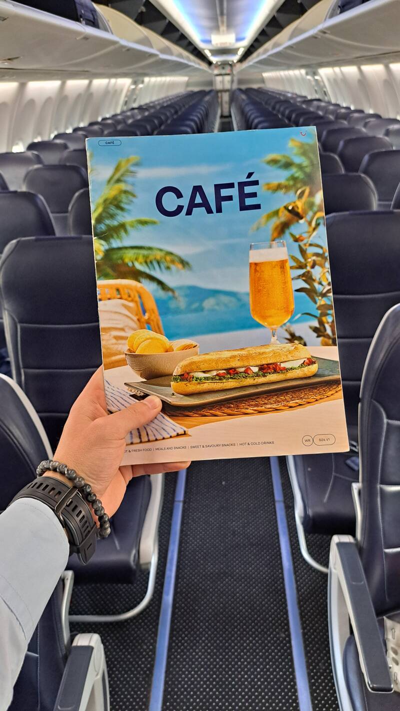 Food onboard airplanes