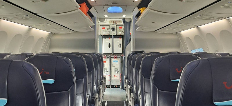 politie op het vliegtuig