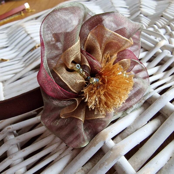 Fleur ocre