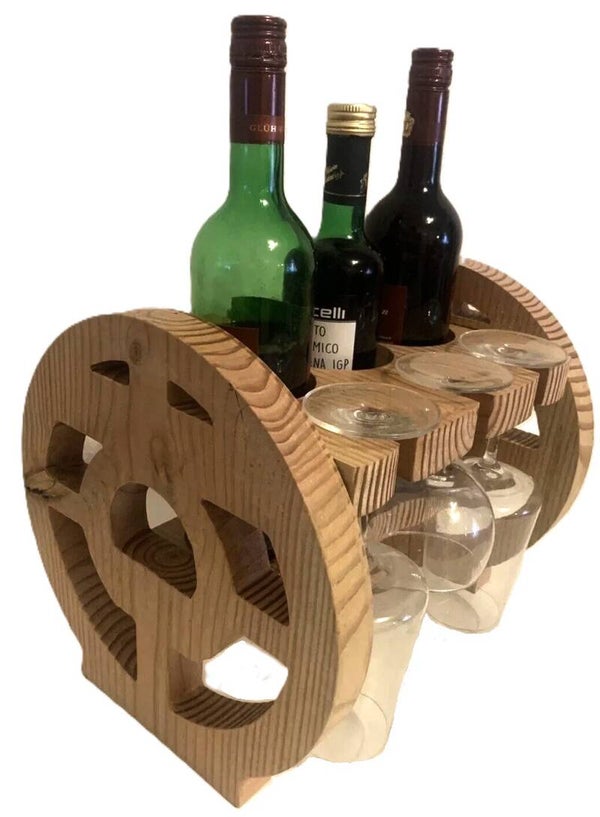 Wein und Glasshalter