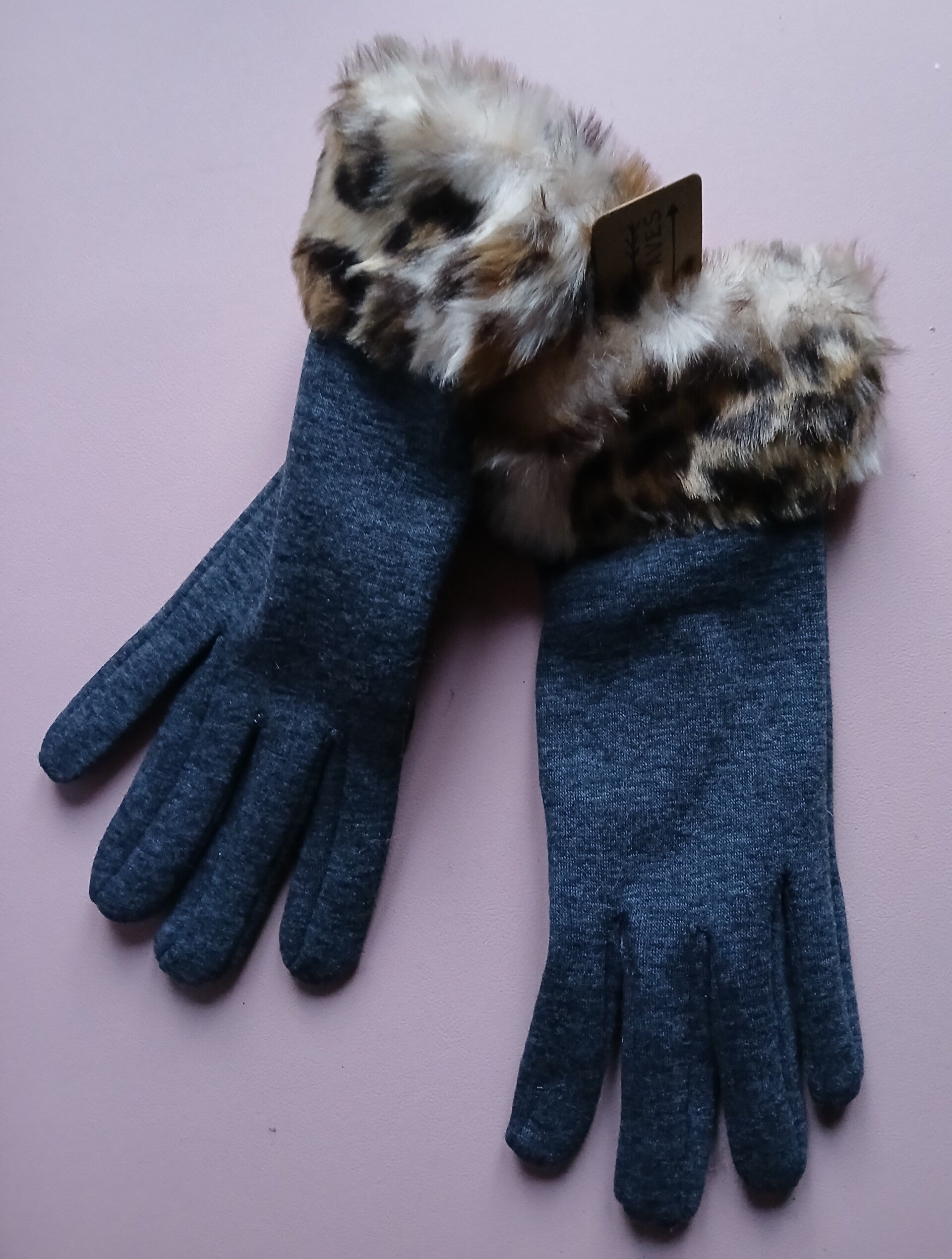 Antracietgrijze Winterhandschoenen met Luipaard Faux Fur Boord – Wild Warmth