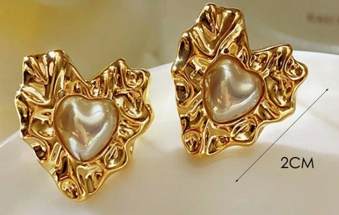 Oorbellen Steker Goudkleur Hartje Parel Vintage