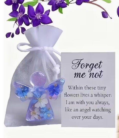Engelfiguur “Forget Me Not” met bloemen en geschenkkaart