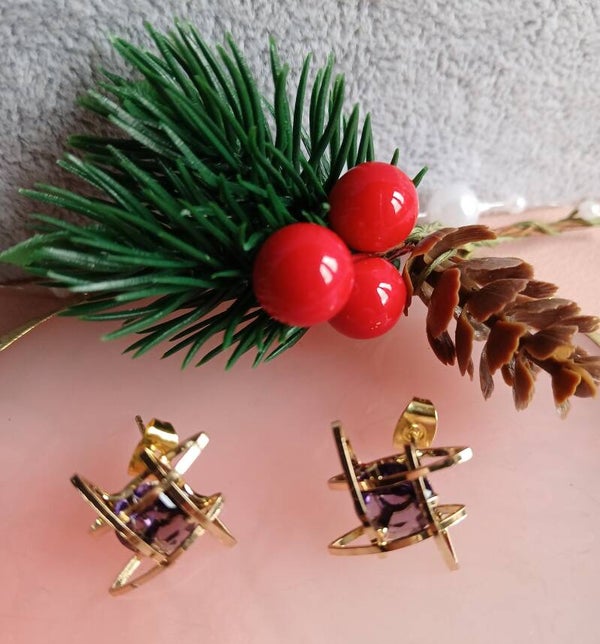 Oorstekers - amethistkleurige steen