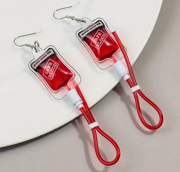 Halloween Oorbellen Duo – Bloedzak & Doodskist