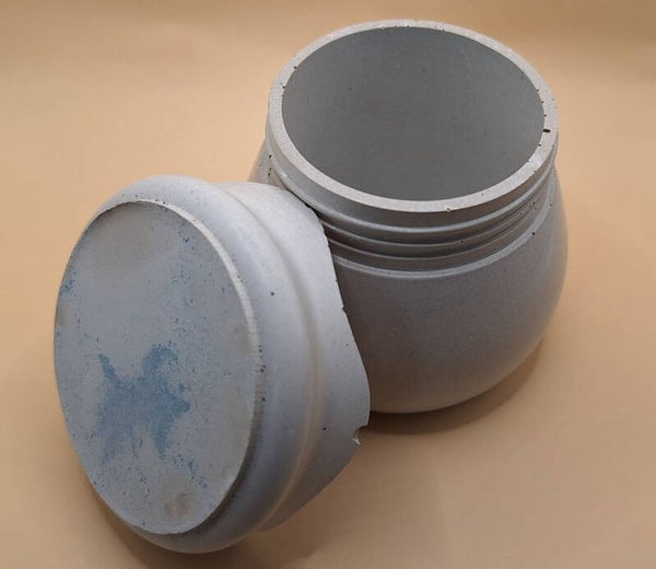 Pot met schroefdeksel