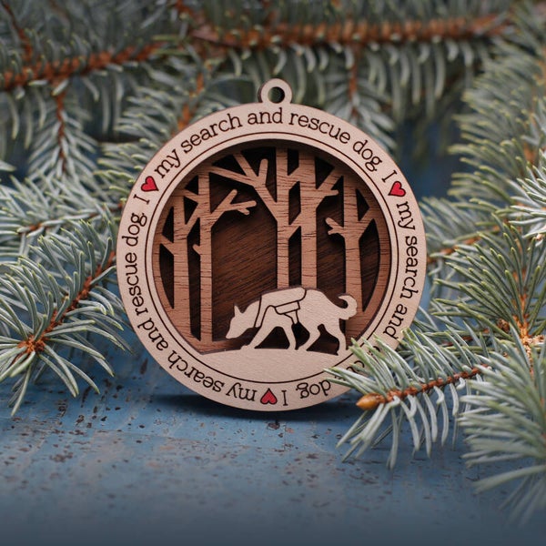 Kerstbal search and rescue dog 1