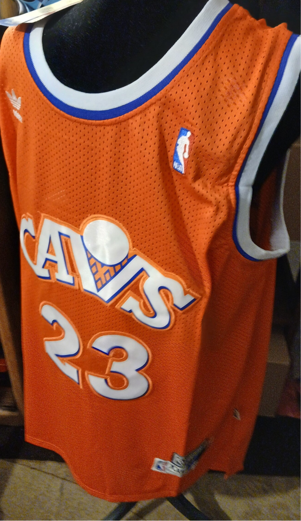 Lebron James Cavs. Jersey