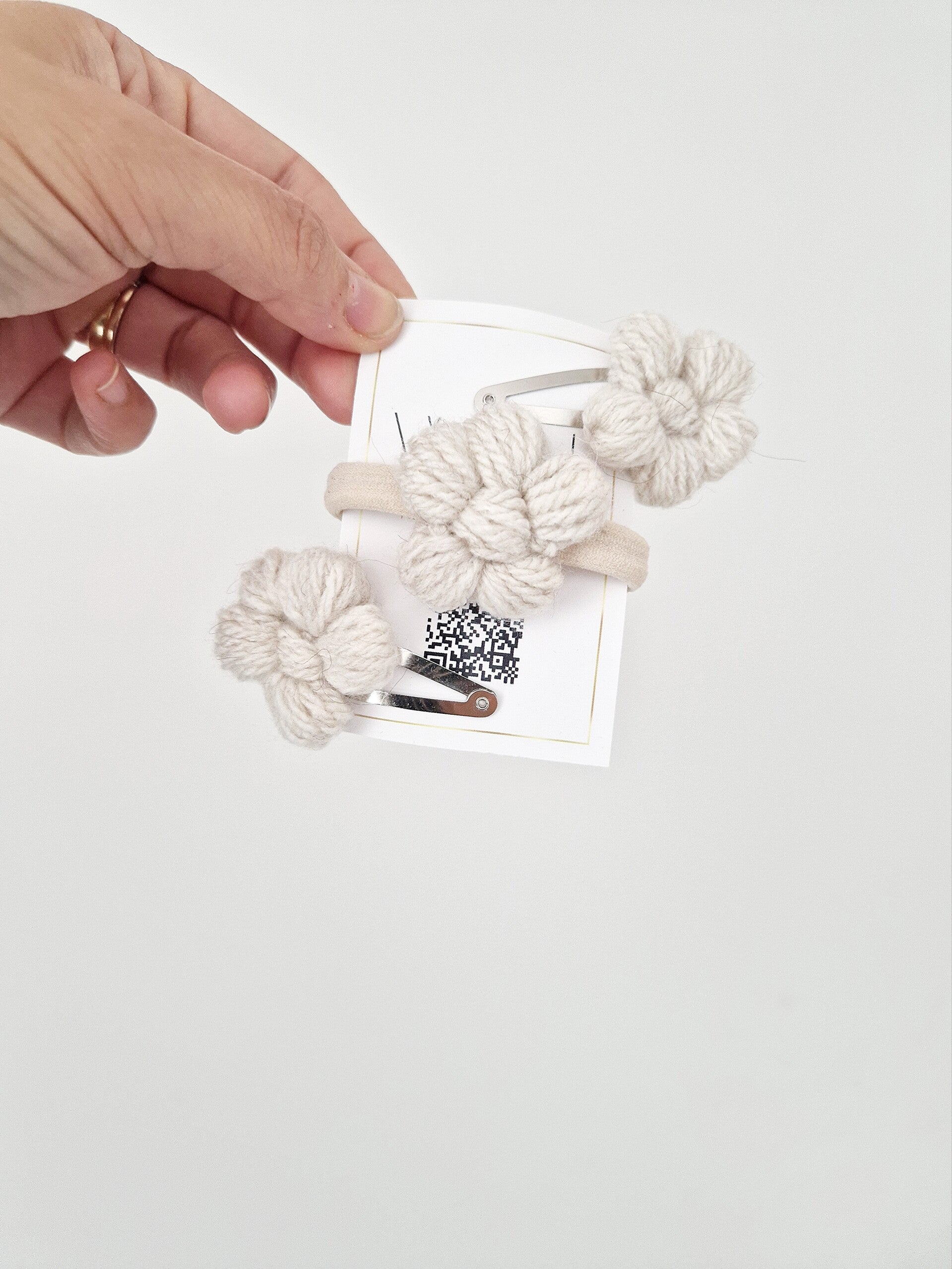 2er Haarspangen & Haargummi Blumen Natur