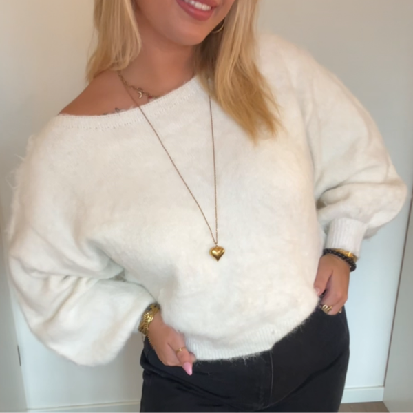 Off shoulder sweater white