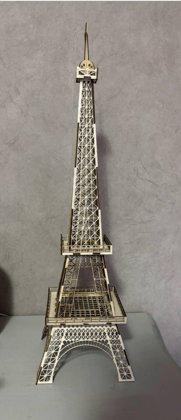 TOUR EIFFEL