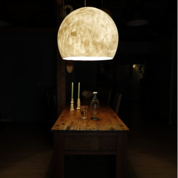 CORAL | Handgemaakte wollen hanglamp in diverse kleuren voor zacht diffuus licht, maat L - XXL ( in diverse kleuren)