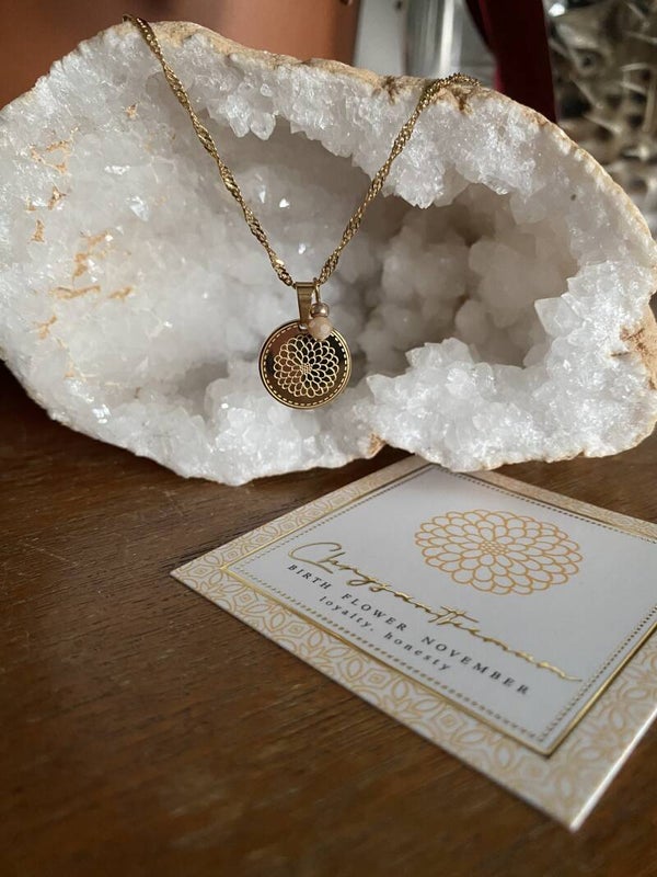 Birth Flower - Necklace - Gold