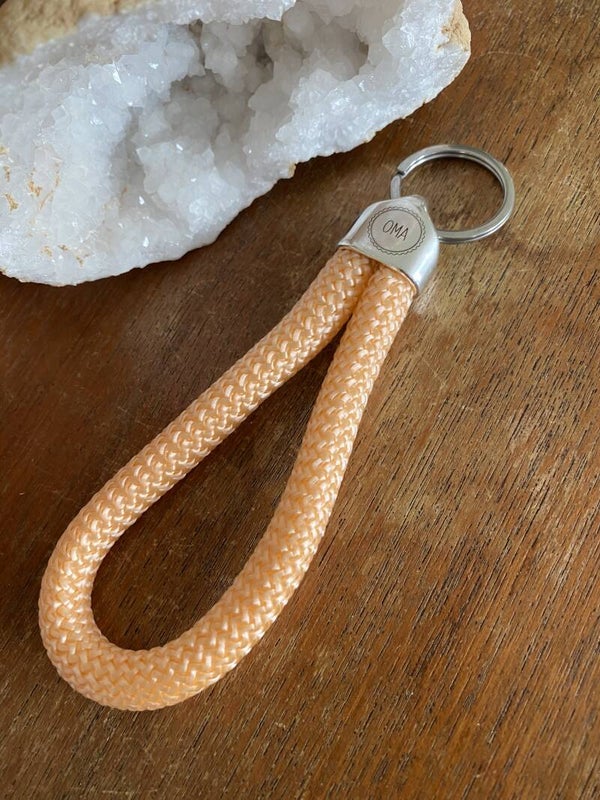 Mama/Oma Keychain Loop