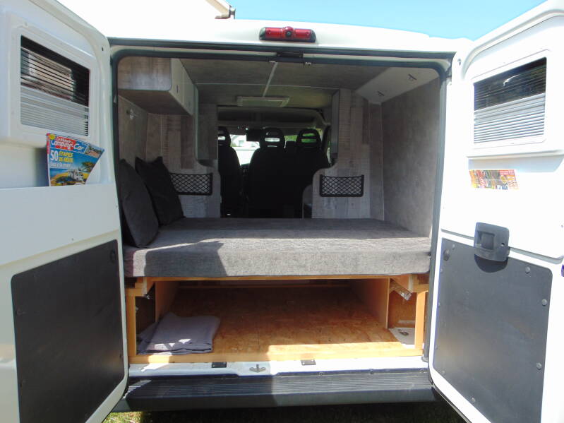 vv van aménagements litjpg