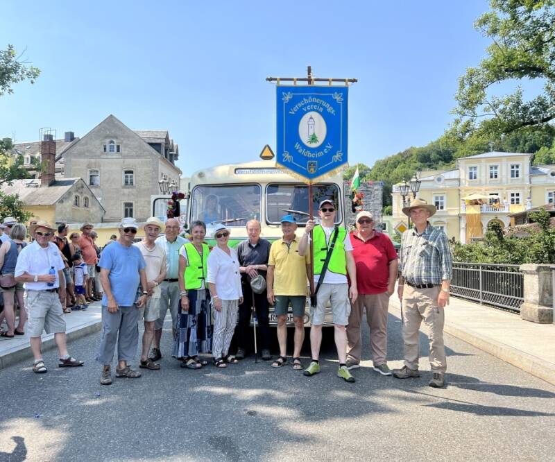 Der Waldheimer Verschönerungsverein präsentiert sich im Festumzug zum Heimatfest 2023 