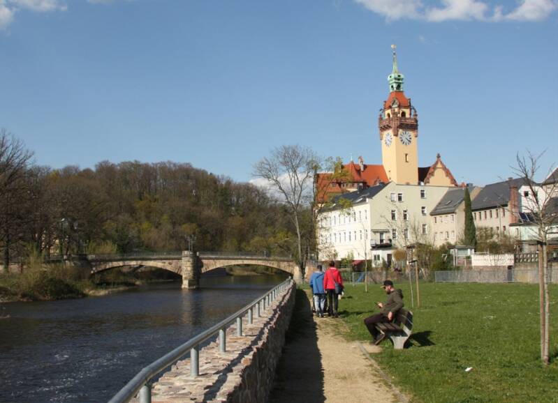 Oberwerder mit Rathaus