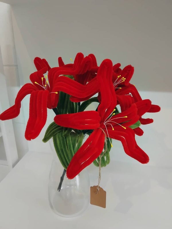 Red Lily Twist Flowers