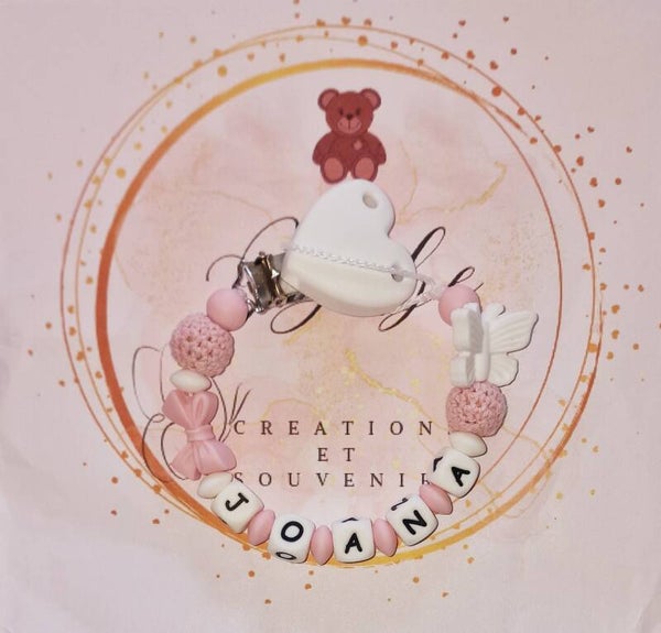 attache tetine coeur