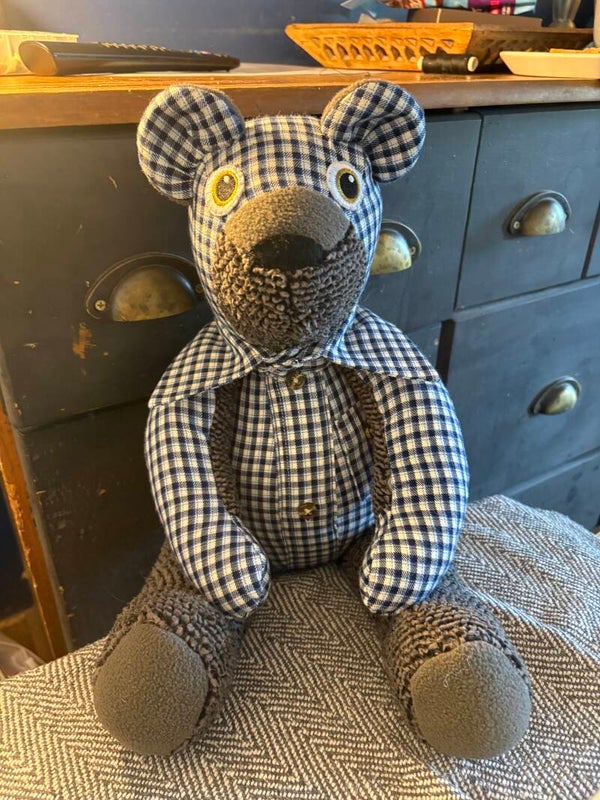 Basic shirt or blouse  bear