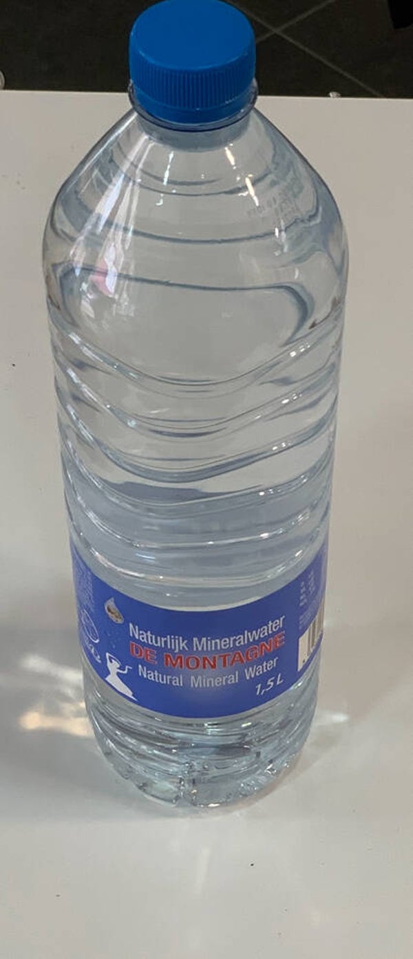 De Montagne – Eau Minérale Naturelle (1,5 L)