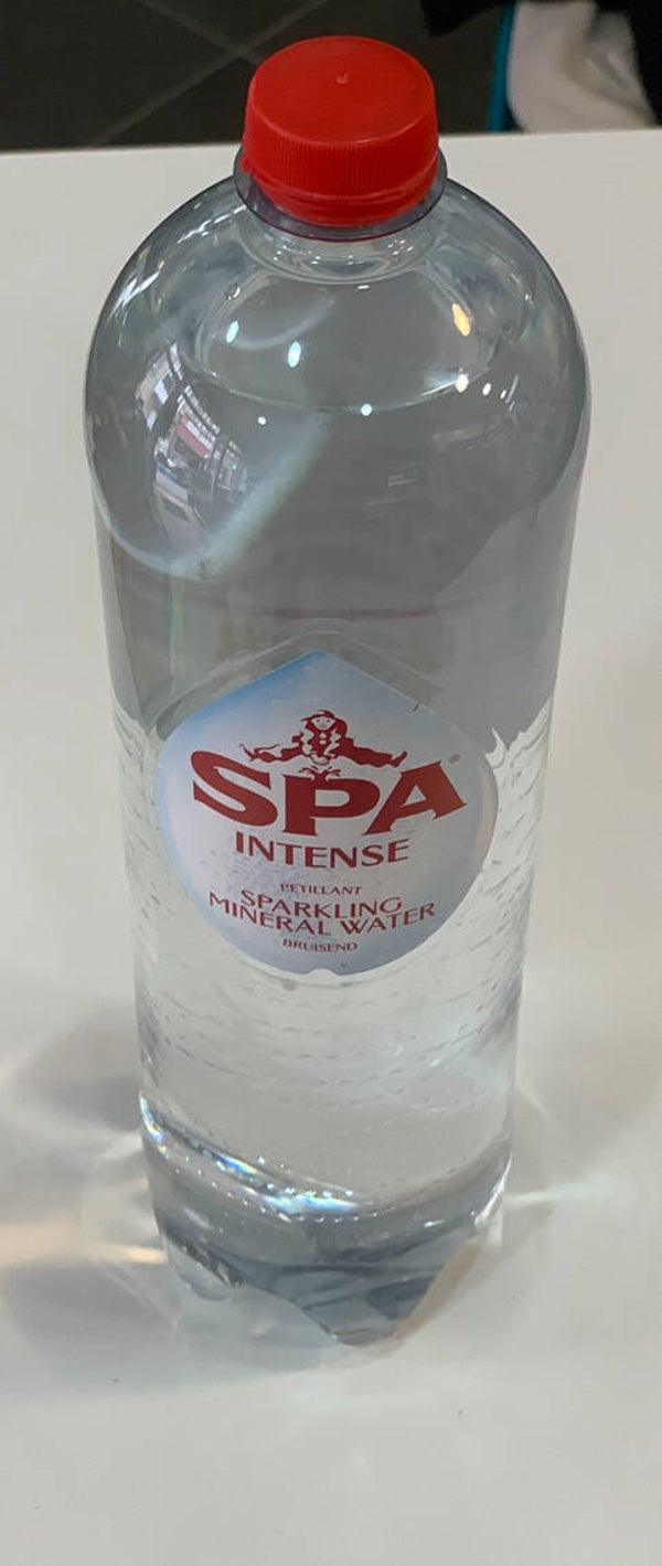 SPA Intense – Eau Minérale Naturelle Pétillante (1,5 L)