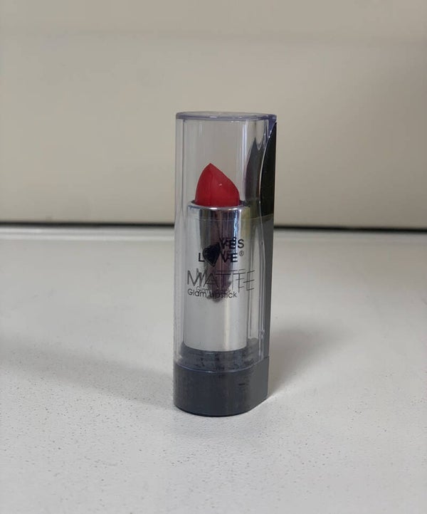 Rouge à lèvres mat – Yes Love (Format mini)