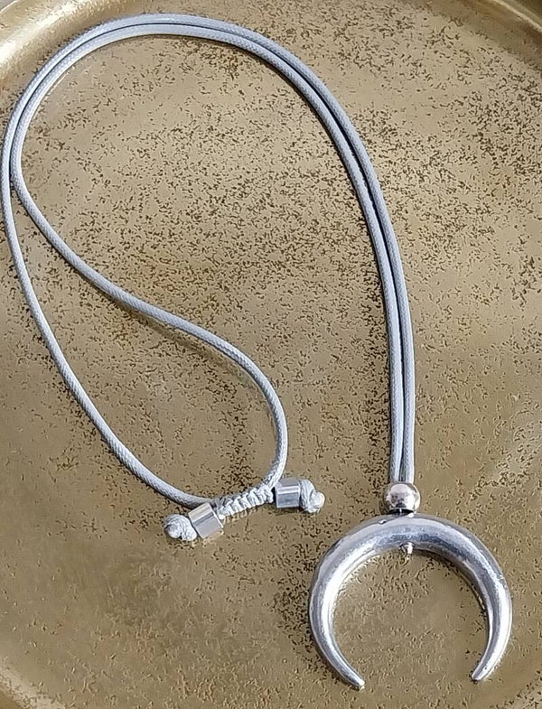 Grove Halve maan ketting