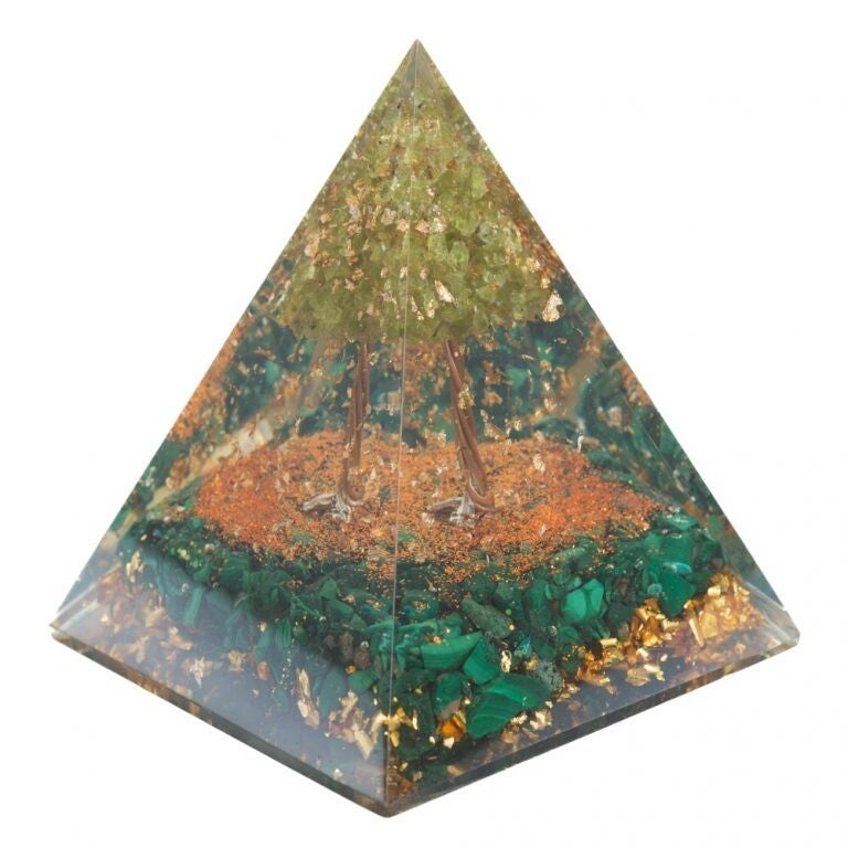 Orgonite Piramide Malachiet & Peridoot Edelsteen Boompje