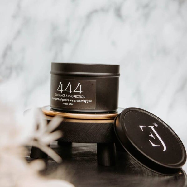 Black manifest candle 444
