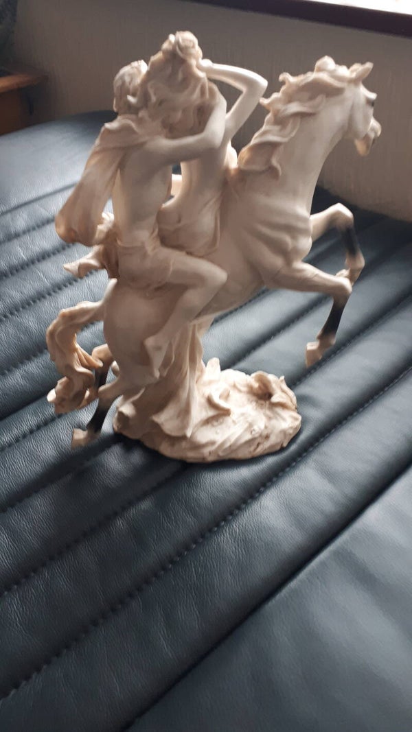 Stunning Horse Sculpture of a Horse with a young man and women on it. COLLECTION ONLY
