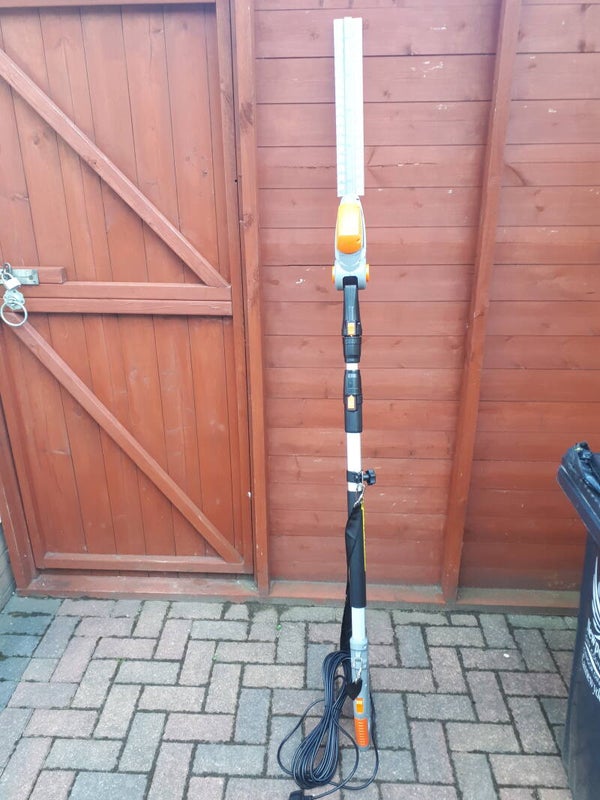 SOLD SOLD New T500LR Telescopic long Reach Electric Hedge Trimmer