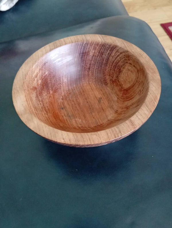 Wooden round bowl. Uk Postage Only