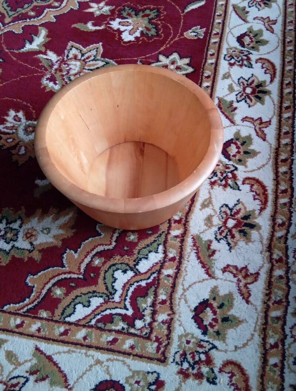 Large wooden bowl. Uk Postage Only