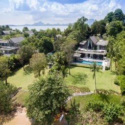 019-naam-sawan-fabulous-beachfront-villa-fileminimizer-1-standard.jpg