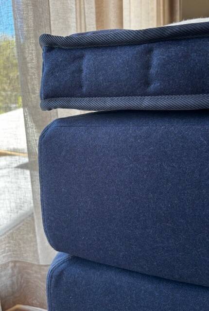 aupingblauw1-standard.jpg