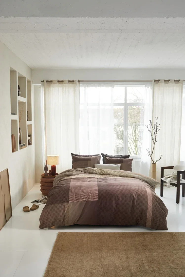 Beddinghouse  Lovis Terra