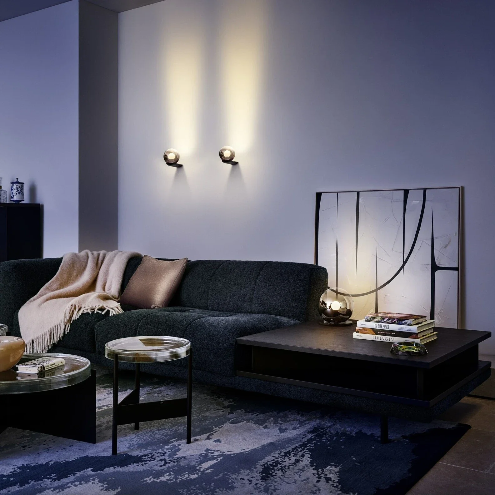 occhio_09_living_room_fireplace_set_058_c_rgb_gold_v7-min-1-standard.webp