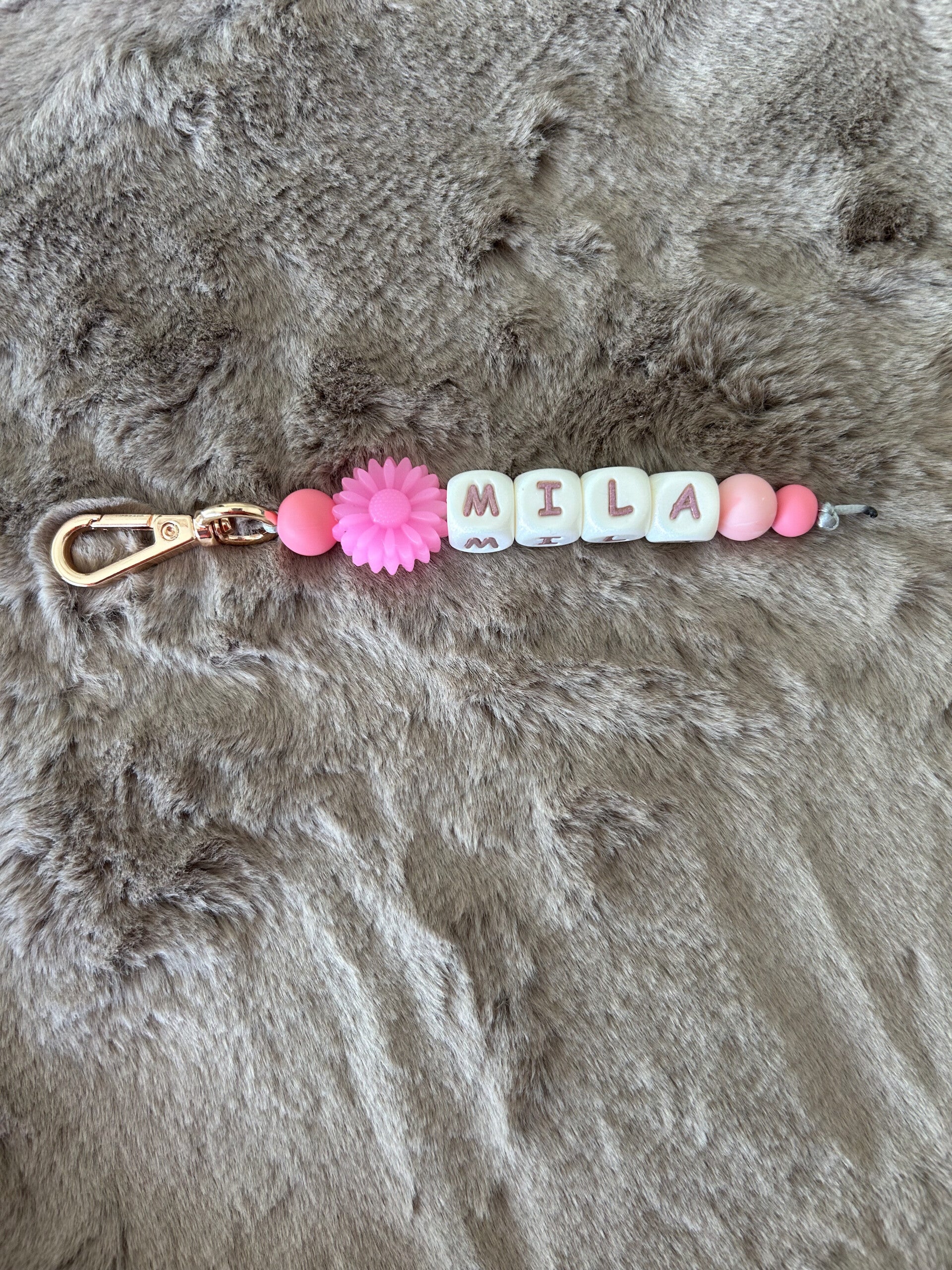 sleutelhanger mila (glow in de dark)