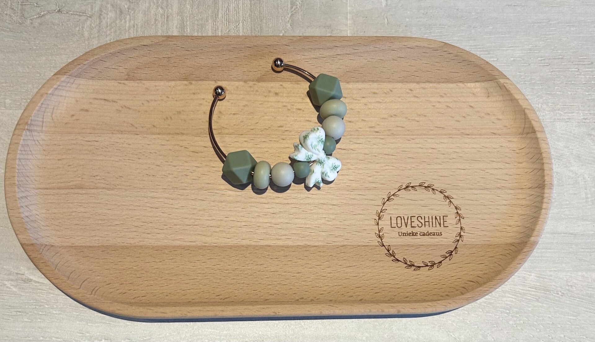 armband met strik (blaadjes motief)