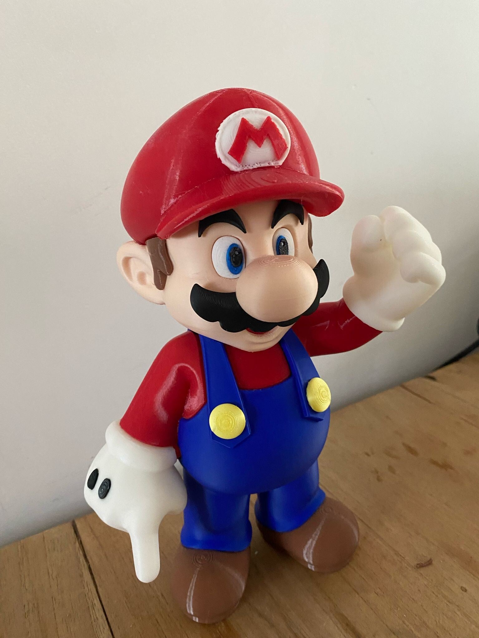 Super Mario 23 cm